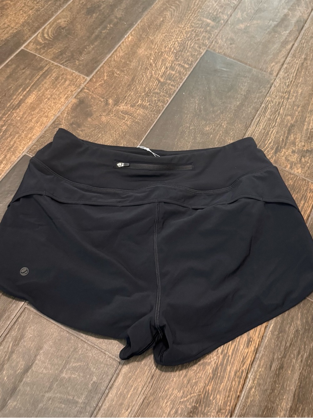 NWT Crz Yoga Dolphin Running Shorts - Picture 2 of 9